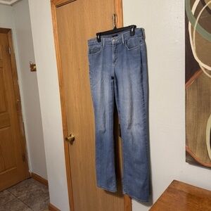 NYDJ Size 10 Light Wash High-Rise Straight Leg Jeans w/32.5" Inseam - EUC